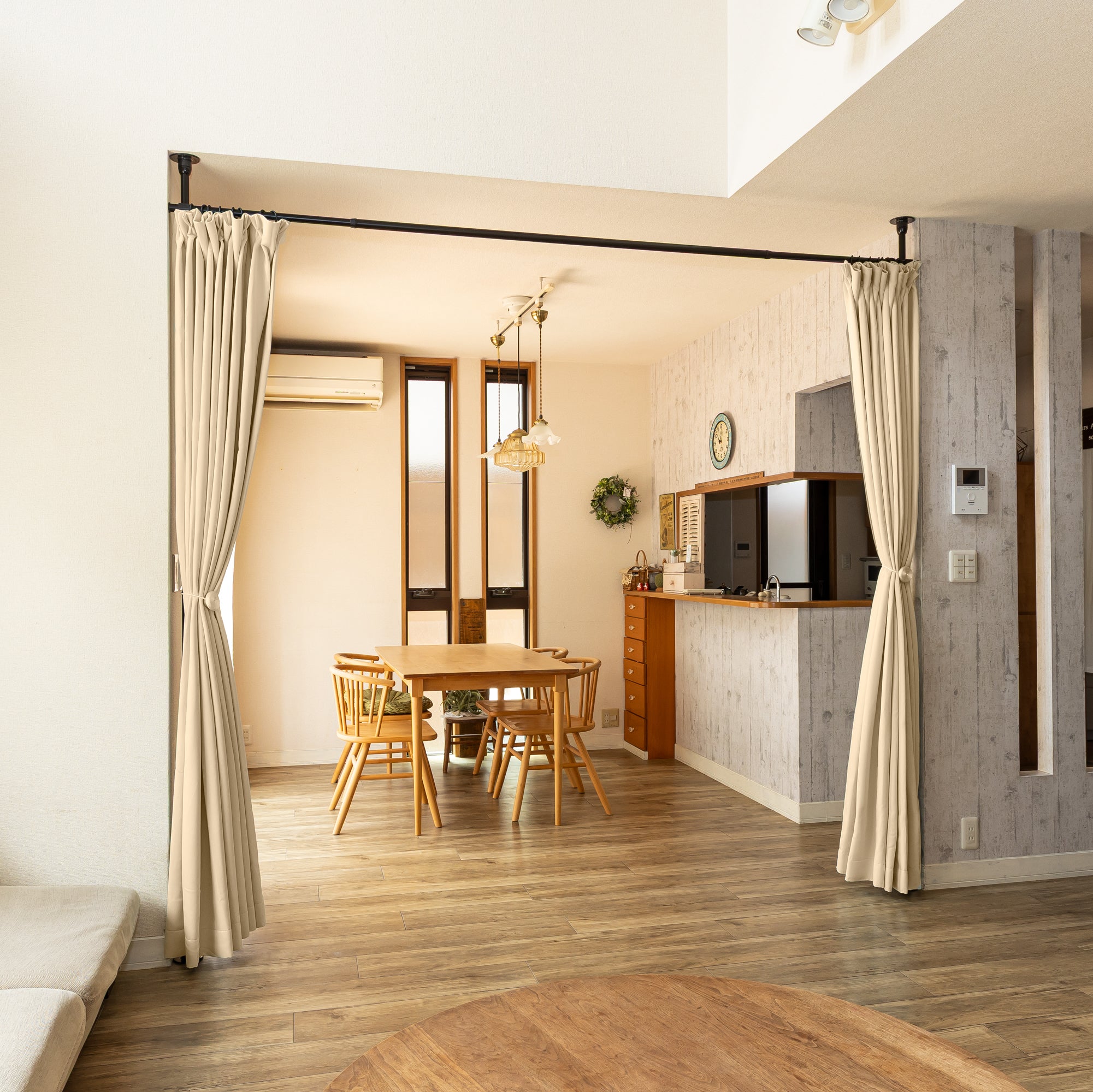 セキスイ つっぱり支柱カーテンポールセット TCS-21 – SEKISUI J